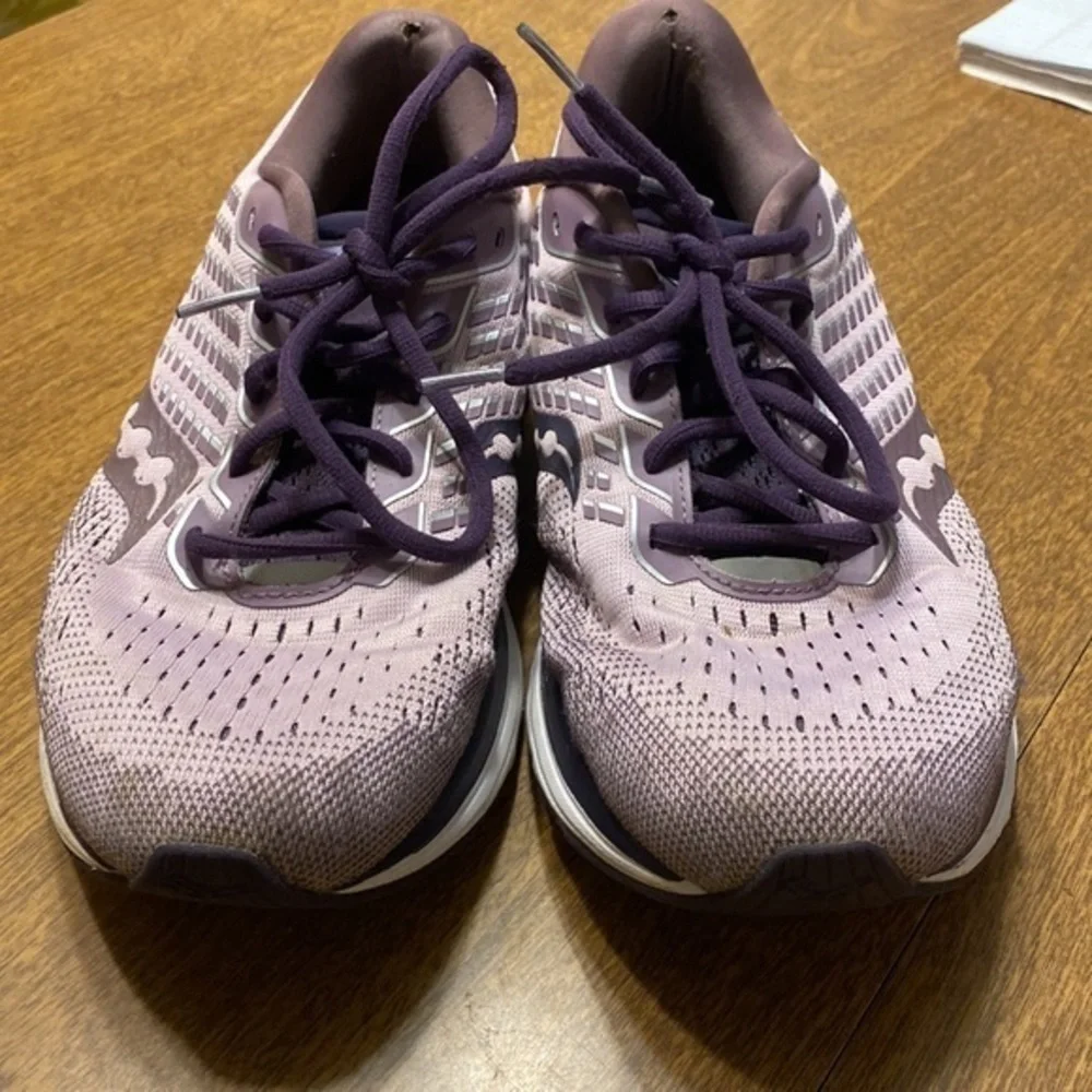 Saucony Ride 13 Running Shoe- Women’s size 10‎ in purple